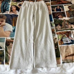 Brandy Melville Anastasia Soft Sweatpants (Silver Grey)